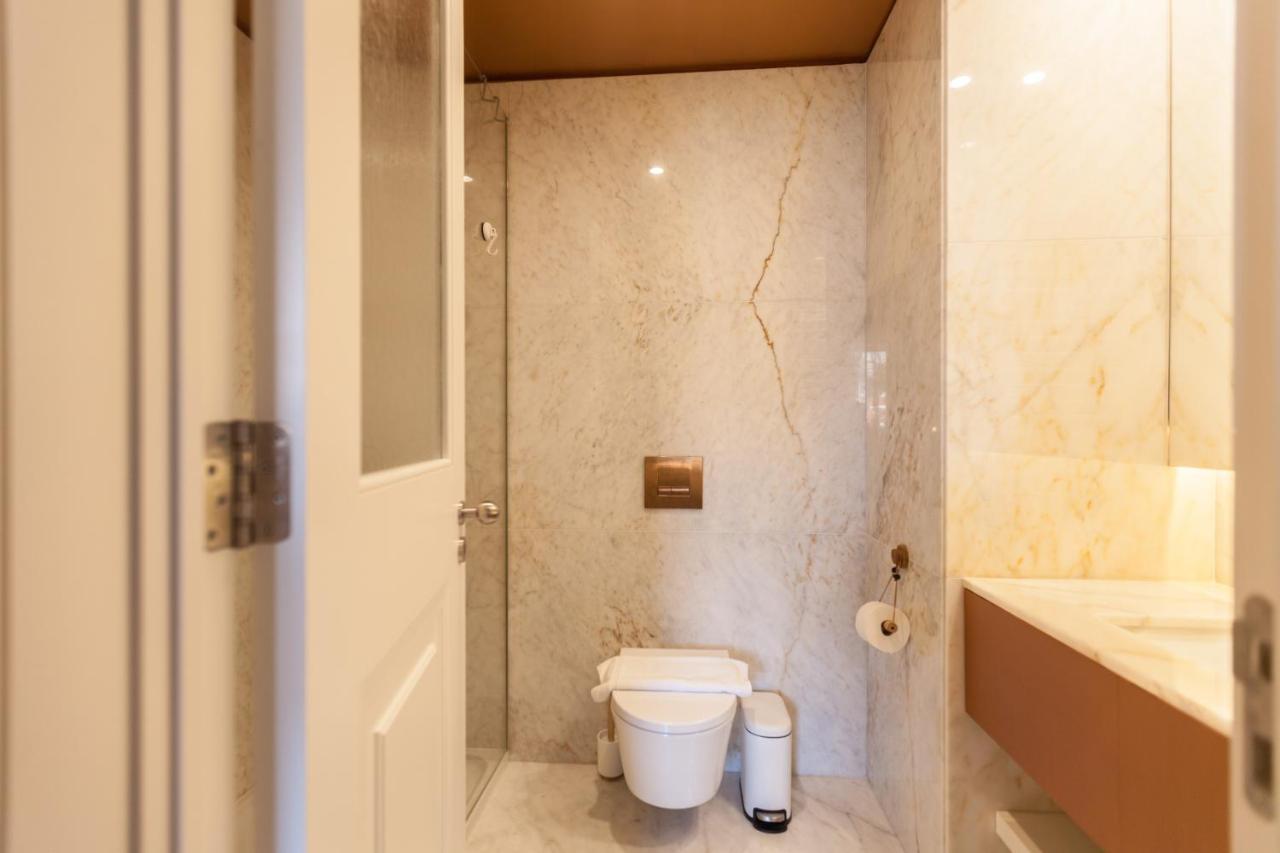 Flh Praca Rossio Exquisite Apartment With View Lisboa Exteriör bild